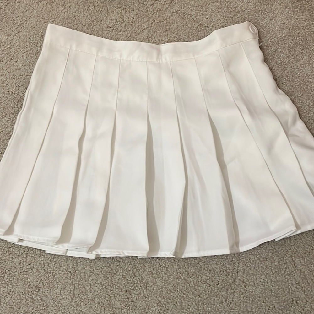 White Pleated Mini Skirt